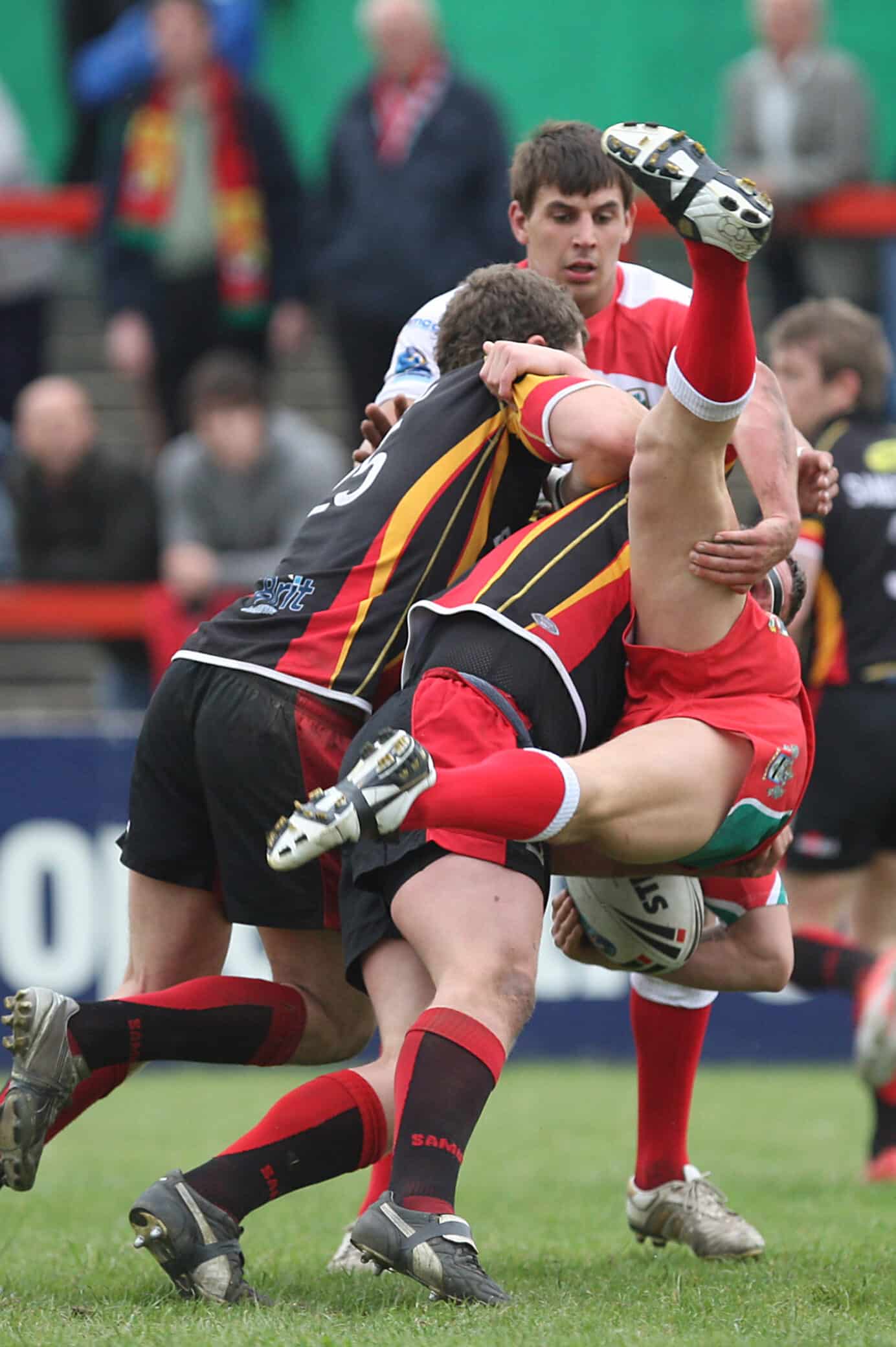 2010 - Keighley v Dewsbury - Gav Duffy Upended